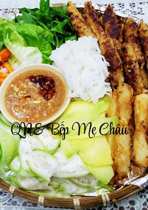 Hình của món Nem nướng Nha Trang.