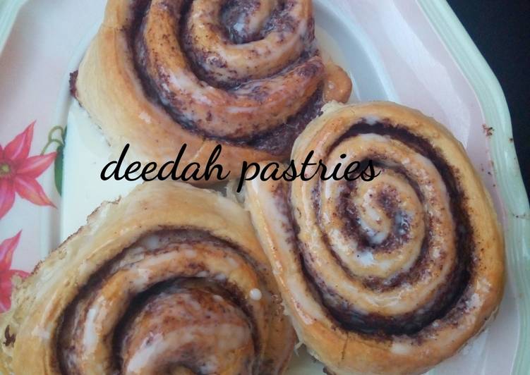 Steps to Prepare Any-night-of-the-week Cinnamon roll | This is Recipe So Popular You Must Undertake Now !!