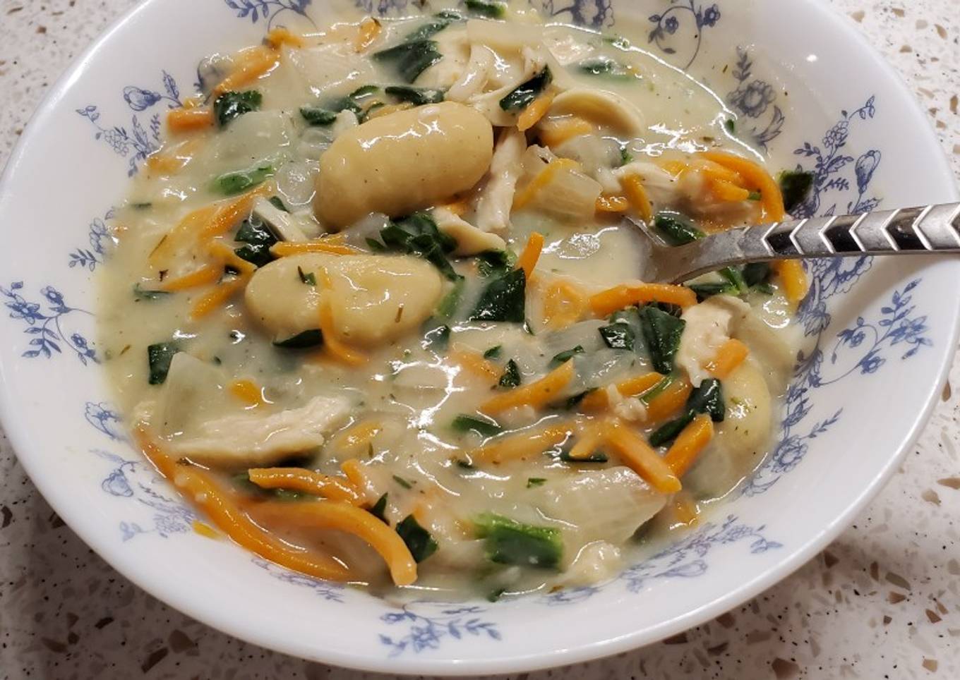 Chicken և Gnocchi soup with cauliflower
