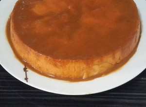 Una foto de Flan de queso crema 😄