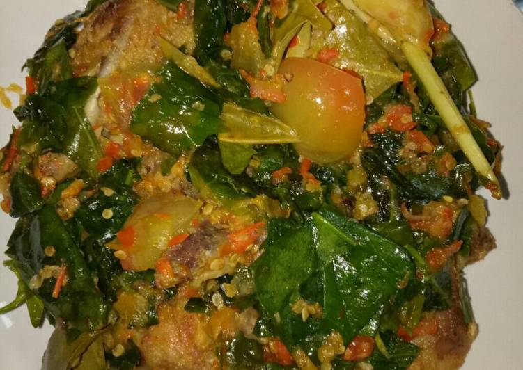 Resep Ayam mercon oleh Veny Elvandari - Cookpad