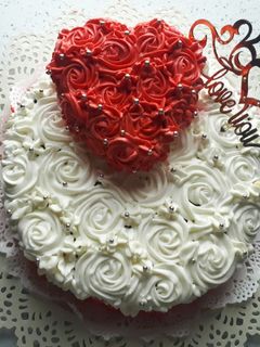 عکسی از دستور تزیین کیک سالگرد ازدواج💑