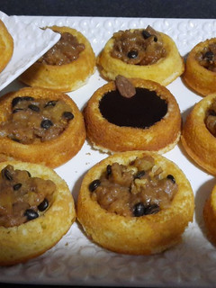 Una foto de Mini bizcochitos rellenos con manzana