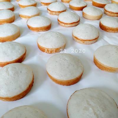 Cara Membuat Kue Apem Empuk Dan Lembut Resep Apem selong berserat dan empuk oleh Gibran's Mom - Cookpad