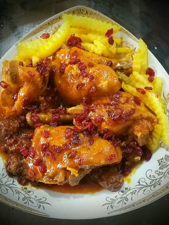عکسی از دستور خورشت آلو زرشک مرغ