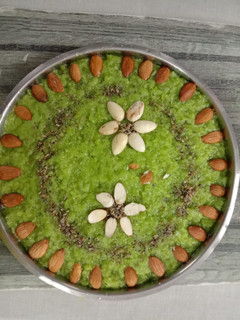 દૂધી નો હલવો (Dudhi Halwa Recipe in Gujarati) રેસીપી મુખ્ય ફોટો