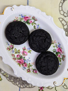 Una foto de Tortitas saludables de harina de algarroba y de coco 🧁 sin azúcar 🧁sin edulcorante 🧁 sin gluten 🧁