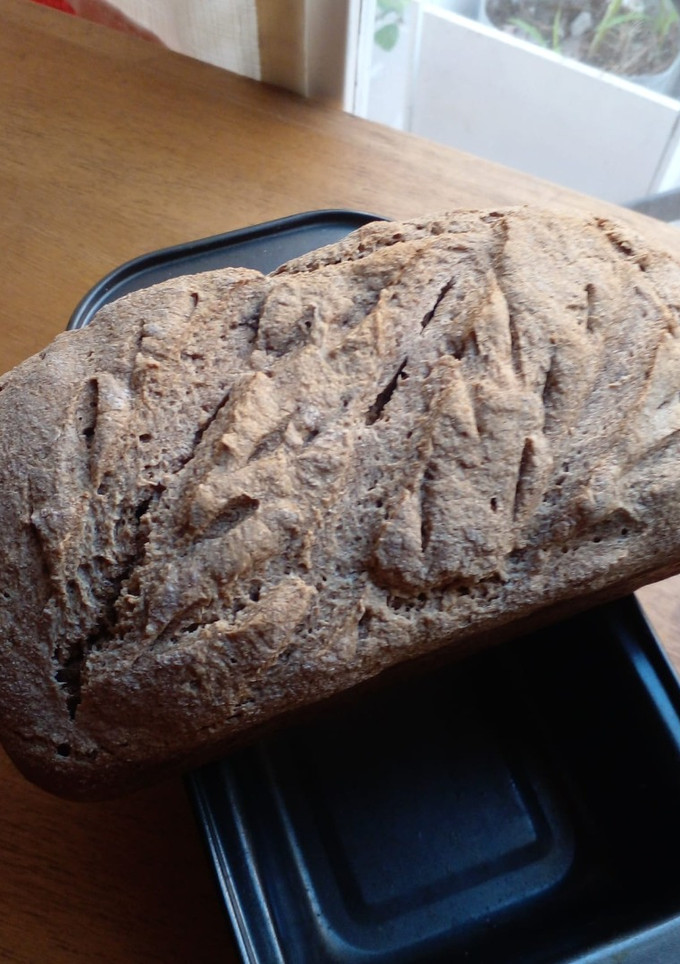 Una foto de PAN de molde con MASA MADRE