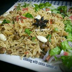 A picture of Kabli chana nuts pulao.