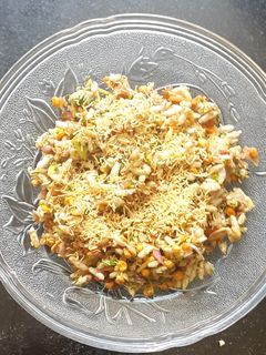 ओली भेळ (oli bhel recipe in marathi) रेसिपी चे मुख्य फोटो