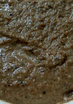 A picture of Kokum (amsul) chutney.