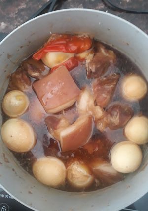 Hình của món Thịt Kho Trứng.