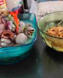 Kerang rebus sambal kacang