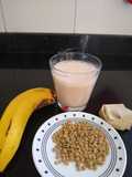 Batido de lentejas banano y bocadillo