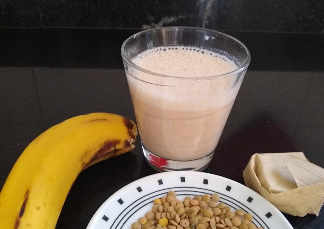 Batido de lentejas banano y bocadillo