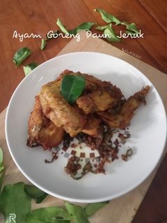 Foto resep Ayam Goreng Daun Jeruk
