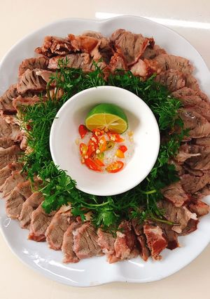 Hình của món Bắp giò ngâm mắm.