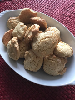 Una foto de Galletitas de vainilla o chocolate fáciles y rápidas