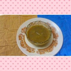 A picture of Imli pudina ki khatti chutney Lahsun wali.