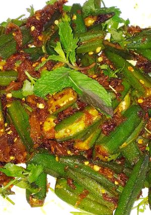 A picture of Bhindi /okara masala desi style.