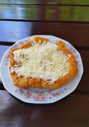 Kefires lángos recept fotója