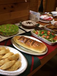 Una foto de Pan de jamón navideño