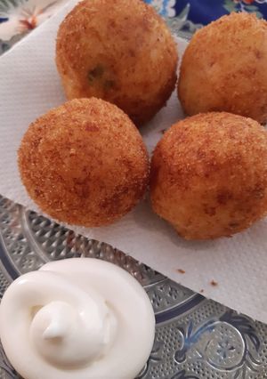A picture of Chicken & egg Bread Balls😋🥳.