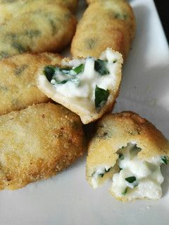 Una foto de Croquetas de espinacas y Gorgonzola