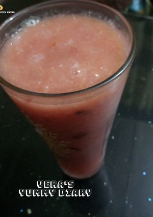 A picture of Mixed Fruits smoothie.