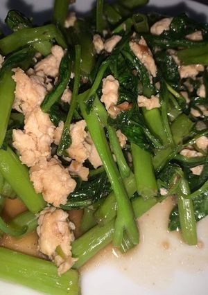 รูปของ ผัดผักบุ้งไก่สับ