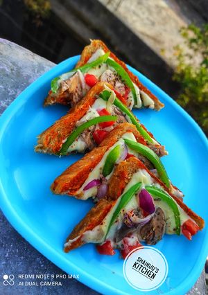A picture of Bread pizza.
