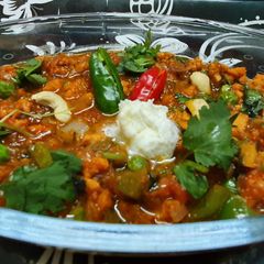 A picture of Chicken Keema Masala Curry.