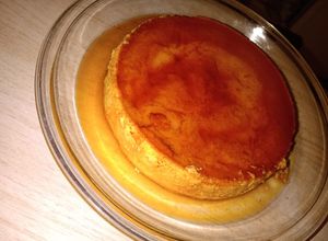 Una foto de Flan Napolitano