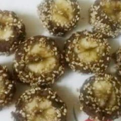 A picture of Chocklet Biscuits Banana Roll.