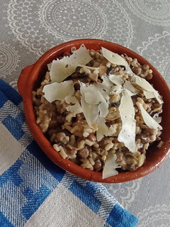 Una foto de Risotto de champiñones y berenjena