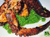 Quinua al pesto con pulpo a la parrilla