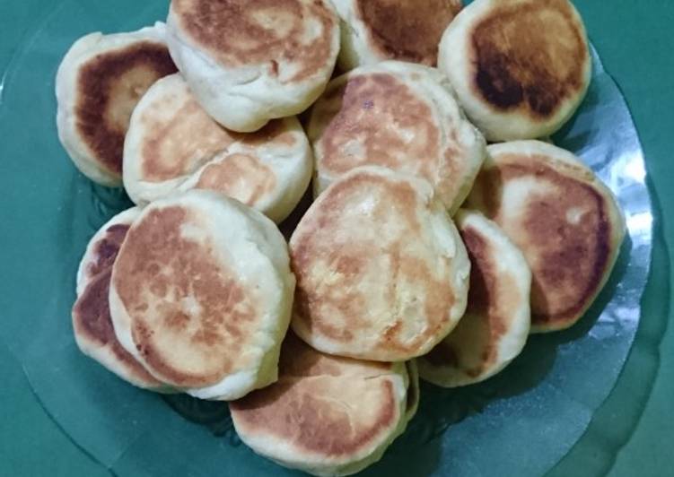 01. Bakpia teflon isi kacang ijo