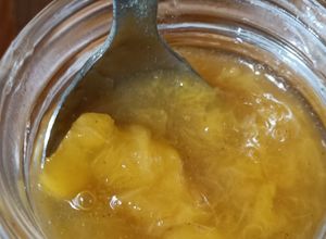 Foto di Composta di Pesche Noci Aromatizzata alla Cannella