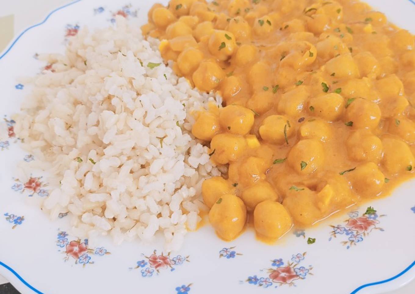 Garbanzos al curry