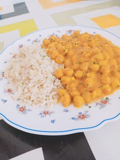 Una foto de Garbanzos al curry