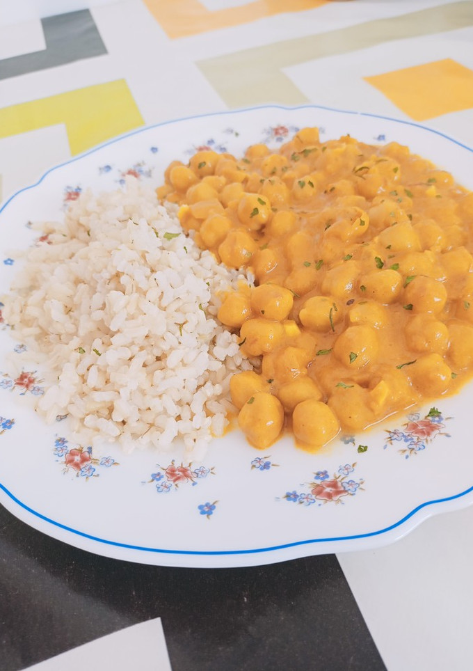 Una foto de Garbanzos al curry