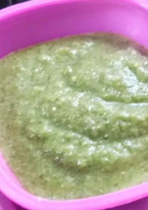 नारियल की हरी चटनी (Nariyal ki hari chutney recipe in Hindi) रेसिपी मुख्य फोटो