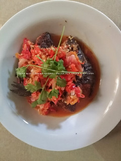 Foto resep Ikan mas goreng sambal pecak