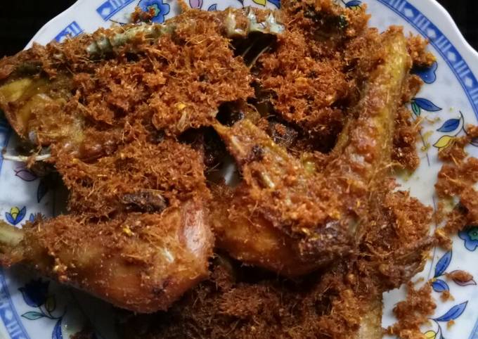 Resep Ayam Goreng Bumbu Rempah Lengkuas Oleh Aasyaa Asiyahh Cookpad