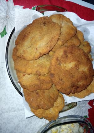 Una foto de Milanesas de carne picada y verdura para mi hijo con TEA