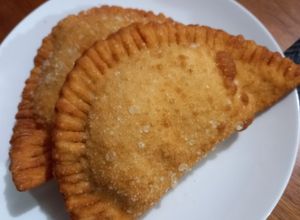 Una foto de Empanada de pino fritas sencillas y económicas
