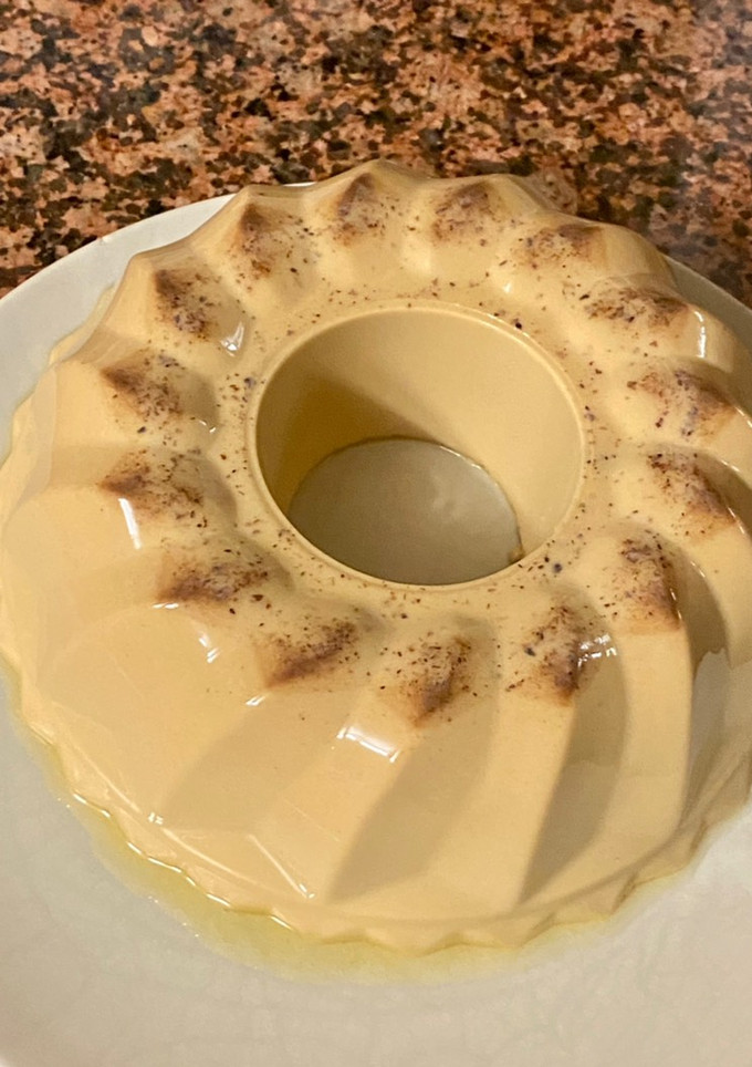 Una foto de Flan de Kinder Bueno