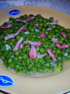 Una foto de Guisantes frescos con bacon