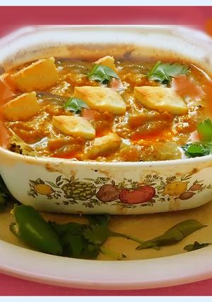 A picture of Paneer butter masala.