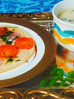 सूजी उत्तपम (Suji uttapam recipe in hindi) रेसिपी मुख्य फोटो
